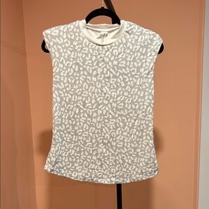 Chic White Animal Print Muscle Tee